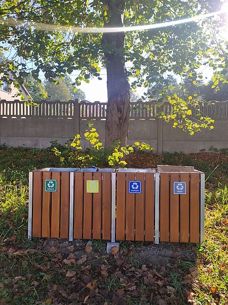 Doposażenie placu zabaw w miejscowości Truskolasy